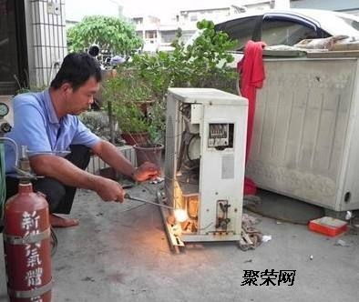 上海专业家用 商用柜机 挂机空调维修加氟