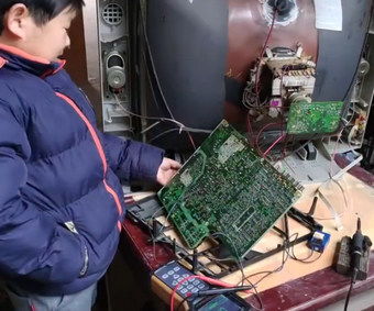 CRT彩电开机即烧保险丝故障的诊断与维修指南